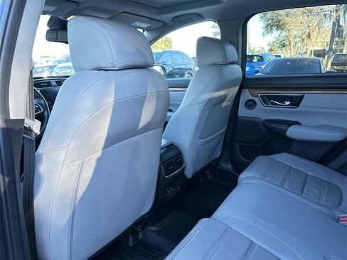 Used 2019 Honda CR-V Touring image 14
