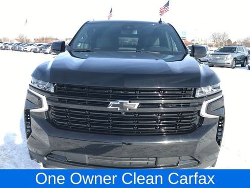 Used 2024 Chevrolet Suburban RST w/ Luxury Package image 2
