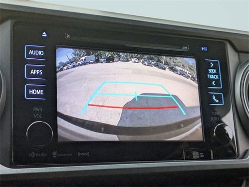 Used 2019 Toyota Tacoma TRD Off-Road image 21