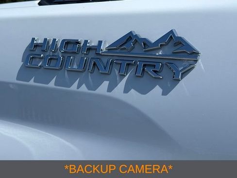 Used 2026 Chevrolet Silverado 2500 High Country w/ Technology Package AWD/4WD image 6