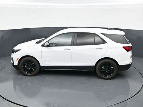 Used 2023 Chevrolet Equinox LS w/ LS Convenience Package FWD image 29