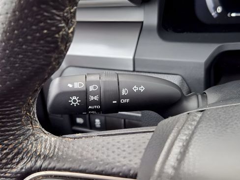 Used 2024 Toyota Tacoma TRD Off-Road AWD/4WD image 26
