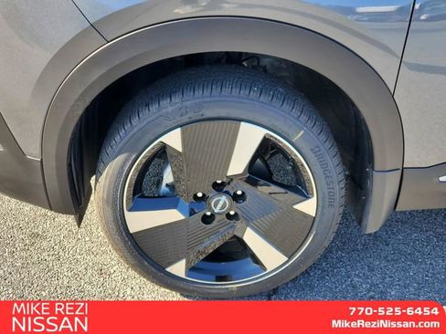 New 2026 Nissan Kicks SR FWD image 7