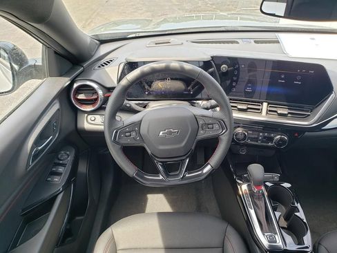 Used 2026 Chevrolet Trax RS w/ Driver Confidence Package FWD image 14