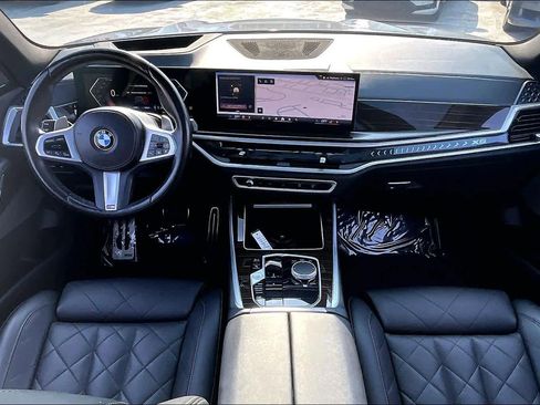 Used 2024 BMW X5 xDrive40i w/ M Sport Package image 16