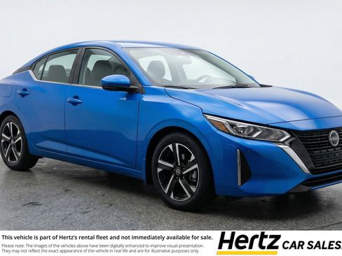 Used 2025 Nissan Sentra SV image 1