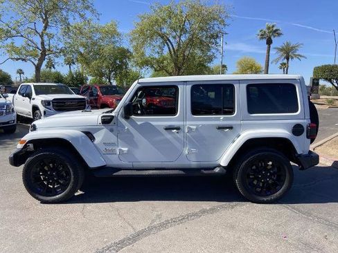 Used 2023 Jeep Wrangler Unlimited Sahara w/ Cold Weather Group image 4
