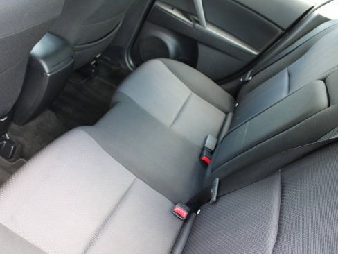 Used 2010 MAZDA MAZDA3 i Touring FWD image 30