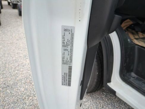 New 2024 RAM ProMaster 3500 w/ Convenience Group image 18
