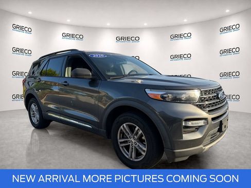 Used 2020 Ford Explorer XLT w/ Equipment Group 202A AWD/4WD image 1