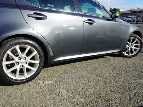 Used 2011 Lexus IS 250 RWD image 7