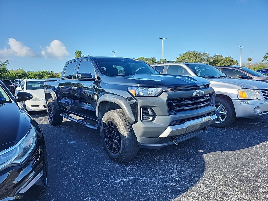 Used 2024 Chevrolet Colorado Trail Boss w/ Advanced Trailering Package AWD/4WD image 1