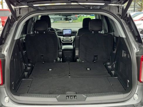 Certified 2024 Ford Explorer XLT w/ Equipment Group 202A image 8