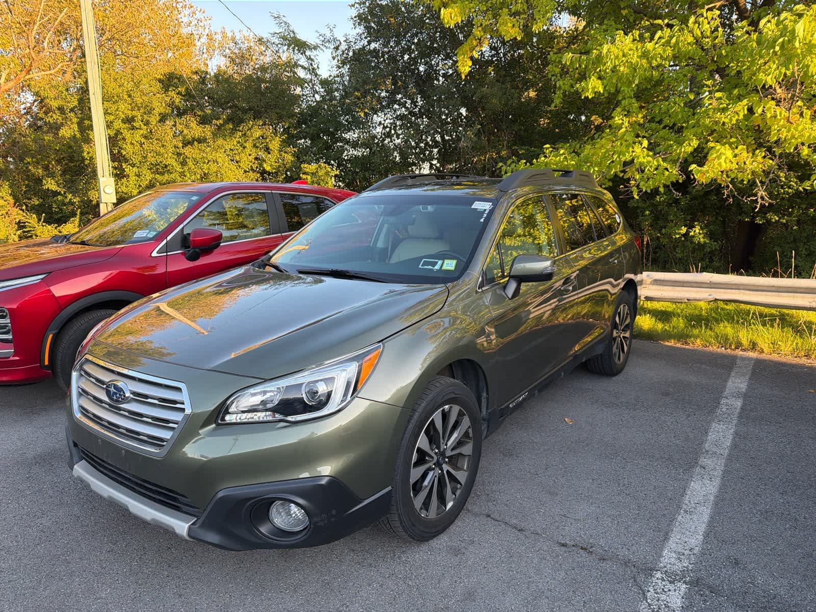 Used 2017 Subaru Outback 3.6R Limited AWD/4WD image 39