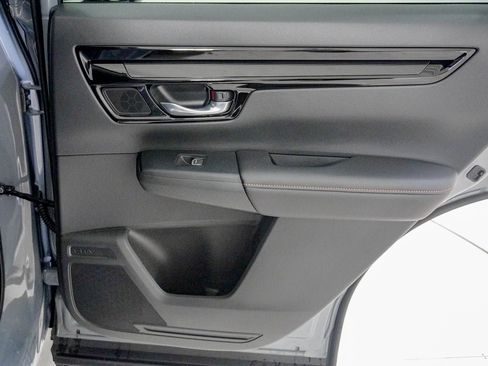 Used 2026 Honda CR-V Sport Touring image 34