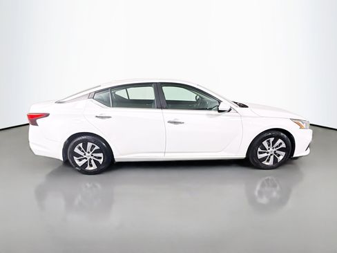 Used 2019 Nissan Altima 2.5 S FWD image 11