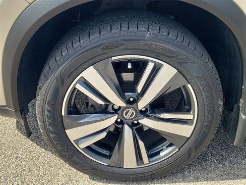 Certified 2021 Nissan Rogue SL image 12