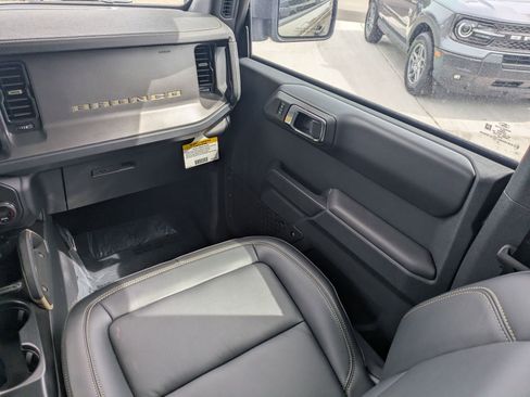 New 2025 Ford Bronco Badlands AWD/4WD image 19