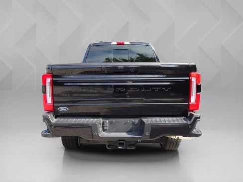 Used 2025 Ford F350 Platinum AWD/4WD image 4