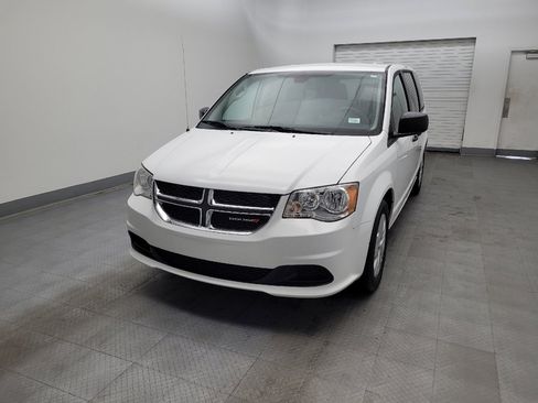 Used 2019 Dodge Grand Caravan SE image 15