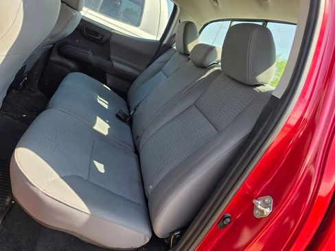 Used 2017 Toyota Tacoma SR w/ Tow Package image 7
