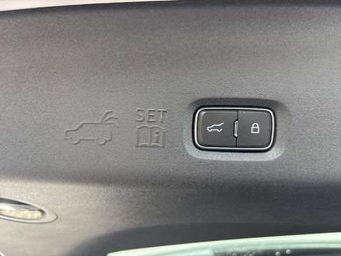 New 2026 Ford Expedition Platinum w/ Stealth Appearance Package image 8