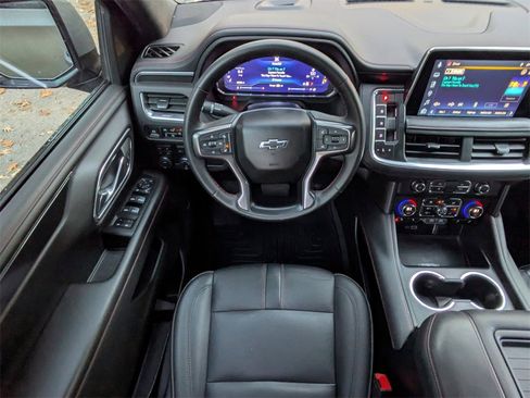 Used 2023 Chevrolet Suburban RST w/ Luxury Package image 16