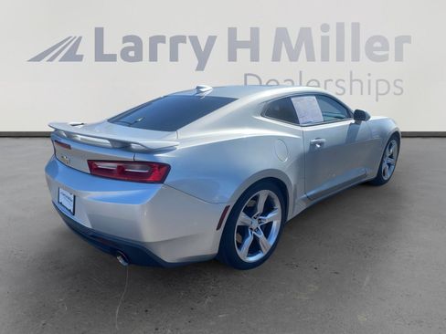 Used 2018 Chevrolet Camaro SS image 5