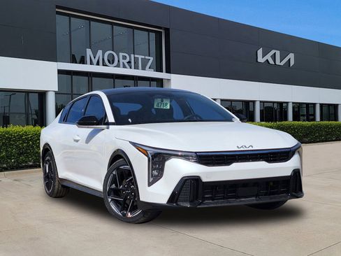 New 2026 Kia K4 GT-Line image 1