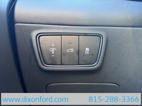 Used 2024 Hyundai Santa Cruz SEL image 17