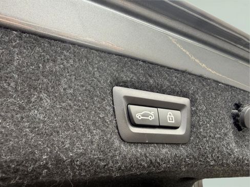 Used 2019 BMW M550i xDrive w/ Premium Package 2 AWD/4WD image 26