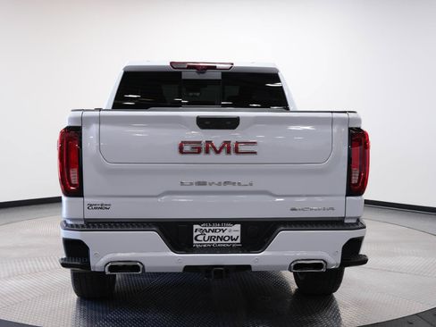 Used 2026 GMC Sierra 1500 Denali AWD/4WD image 9