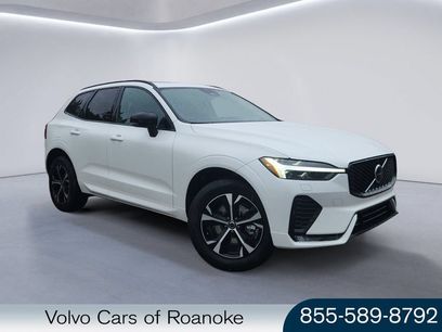 New 2026 Volvo XC60 B5 Core w/ Climate Package