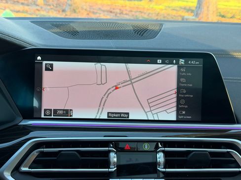 Certified 2023 BMW X5 sDrive40i w/ Premium Package image 4