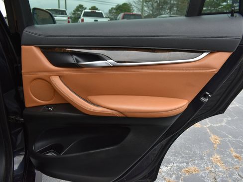 Used 2015 BMW X6 xDrive35i image 35