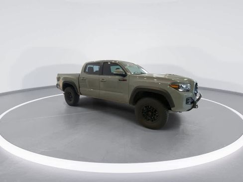 Used 2021 Toyota Tacoma TRD Pro AWD/4WD image 2