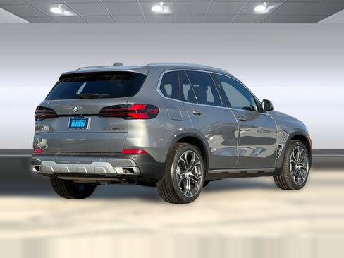Used 2026 BMW X5 xDrive40i AWD/4WD image 8