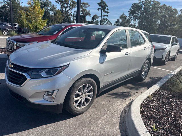 Used 2020 Chevrolet Equinox LS FWD image 3