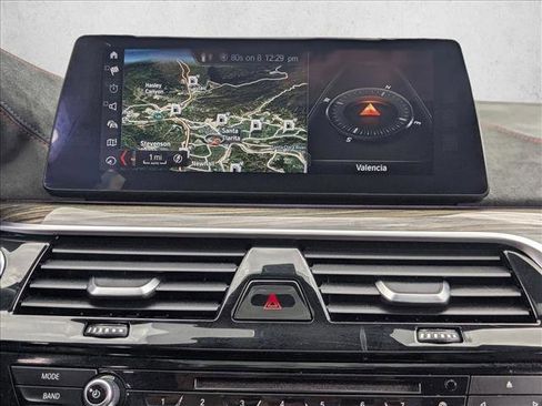 Used 2018 BMW 530i w/ Premium Package RWD image 13