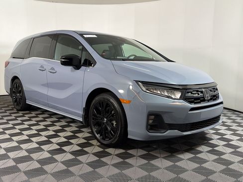 Used 2025 Honda Odyssey Sport-L image 25