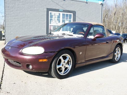 Used 2000 MAZDA MX-5 Miata SE image 3