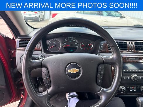 Used 2013 Chevrolet Impala LT w/ LT Sunroof Package FWD image 13