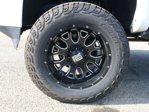 Used 2016 Chevrolet Silverado 3500 High Country w/ Duramax Plus Package image 7