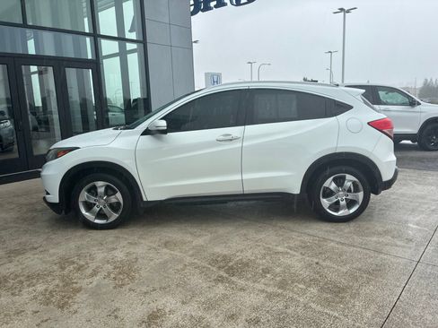 Used 2017 Honda HR-V EX-L image 8