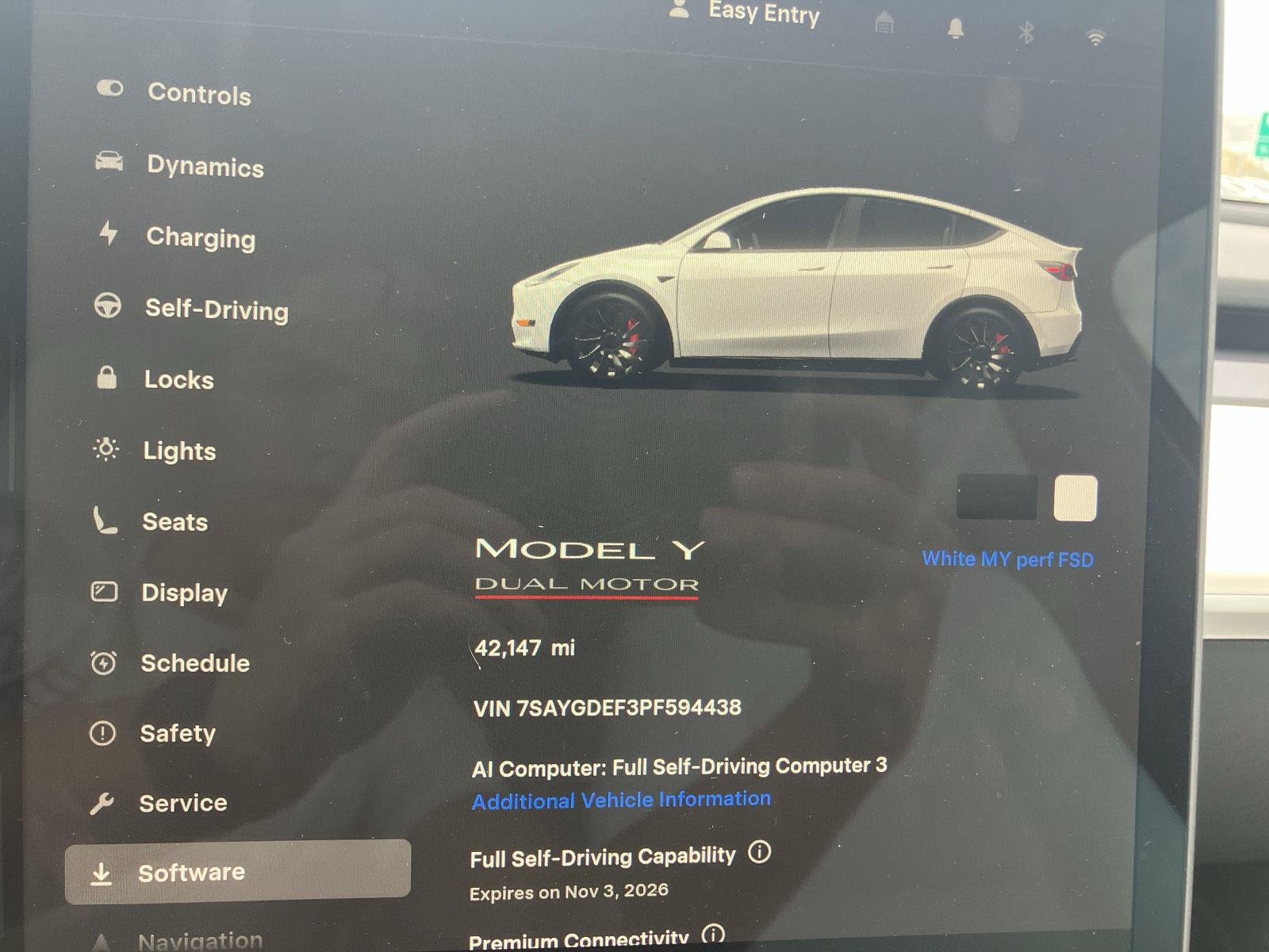 Used 2023 Tesla Model Y Performance AWD/4WD image 25