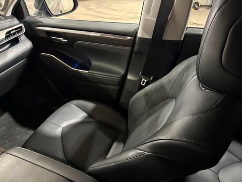 Certified 2022 Toyota Highlander Limited image 31