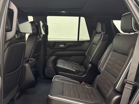 Used 2026 GMC Yukon AT4 Ultimate AWD/4WD image 15