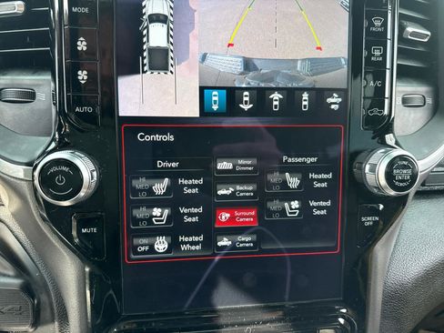 Used 2020 RAM 3500 Laramie AWD/4WD image 18