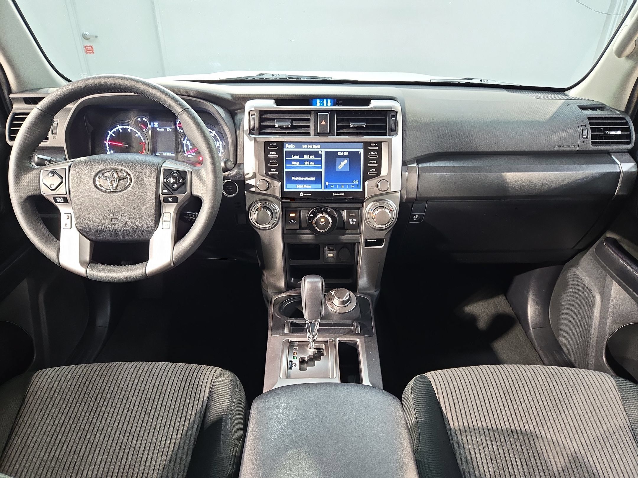 Used 2023 Toyota 4Runner SR5 AWD/4WD image 10