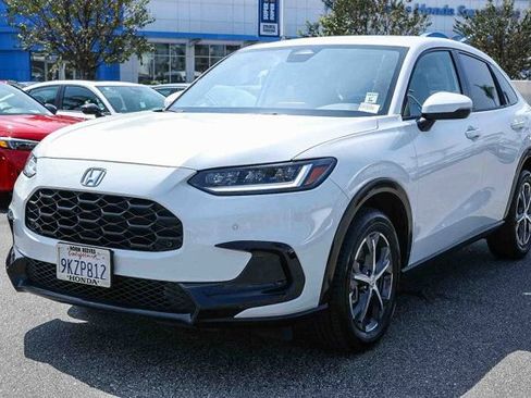Used 2024 Honda HR-V EX-L image 3